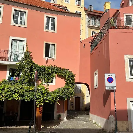 Alfama182 Historial דירה *